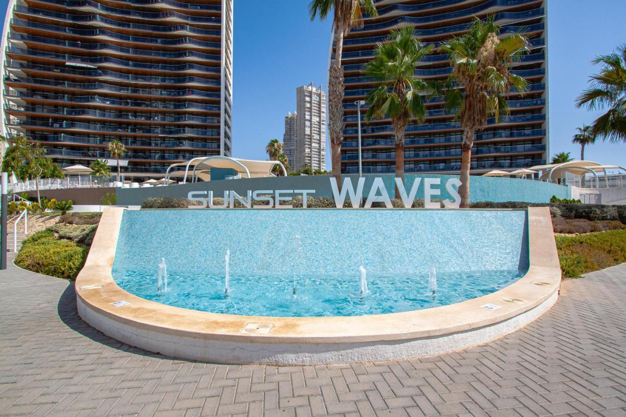 Sunset Waves Sea View Apartments Benidorm Eksteriør bilde