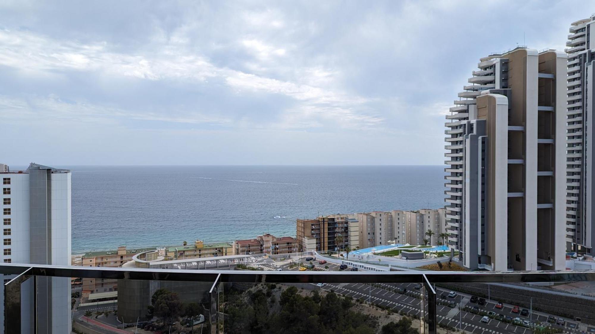Sunset Waves Sea View Apartments Benidorm Eksteriør bilde