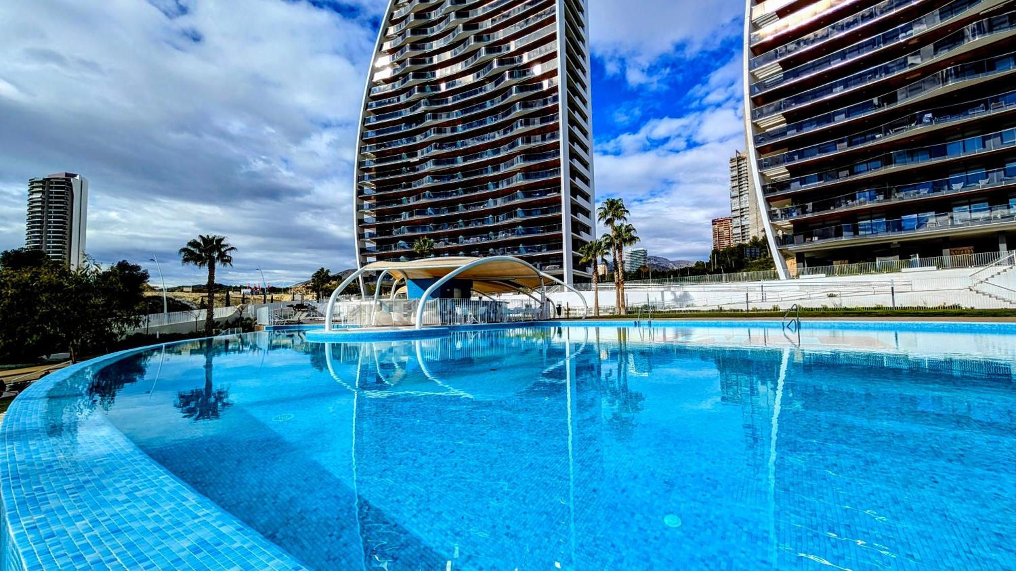 Sunset Waves Sea View Apartments Benidorm Eksteriør bilde